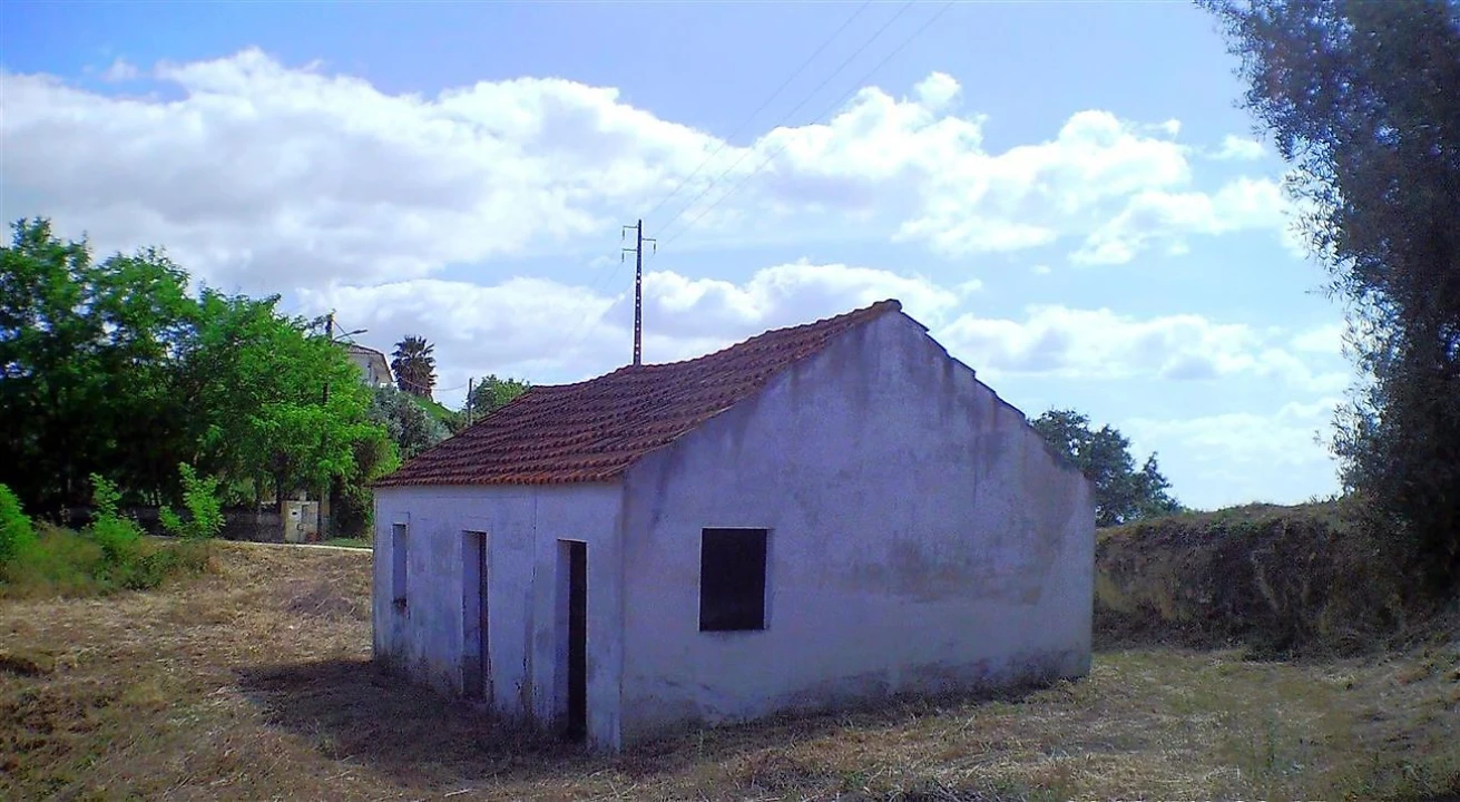 Moradia T2 para Venda em Marvila, Ribeira Santarém, São Salvador, São Nicolau Foto 4