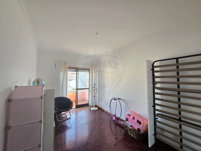 Apartamento T2 para Venda em Algueirão-Mem Martins Foto 7