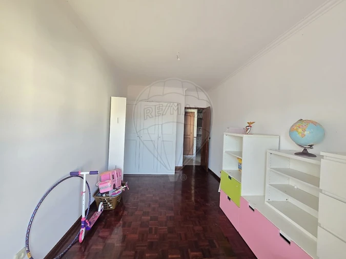 Apartamento T2 para Venda em Algueirão-Mem Martins Foto 8