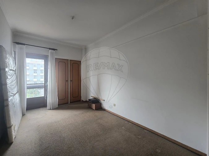 Apartamento T3 para Venda em Algés, Linda-A-Velha e Cruz Quebrada-Dafundo Foto 7