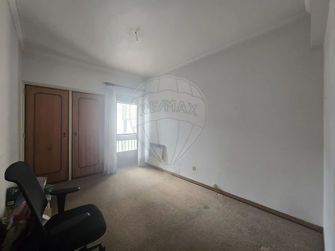 Apartamento T3 para Venda em Algés, Linda-A-Velha e Cruz Quebrada-Dafundo Foto 6