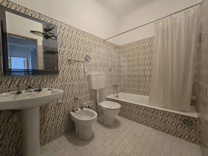 Apartamento T3 para Venda em Algés, Linda-A-Velha e Cruz Quebrada-Dafundo Foto 9