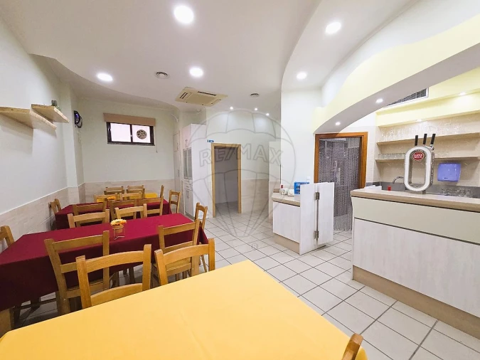 Negócio para Venda em Marvila, Ribeira Santarém, São Salvador, São Nicolau Foto 2