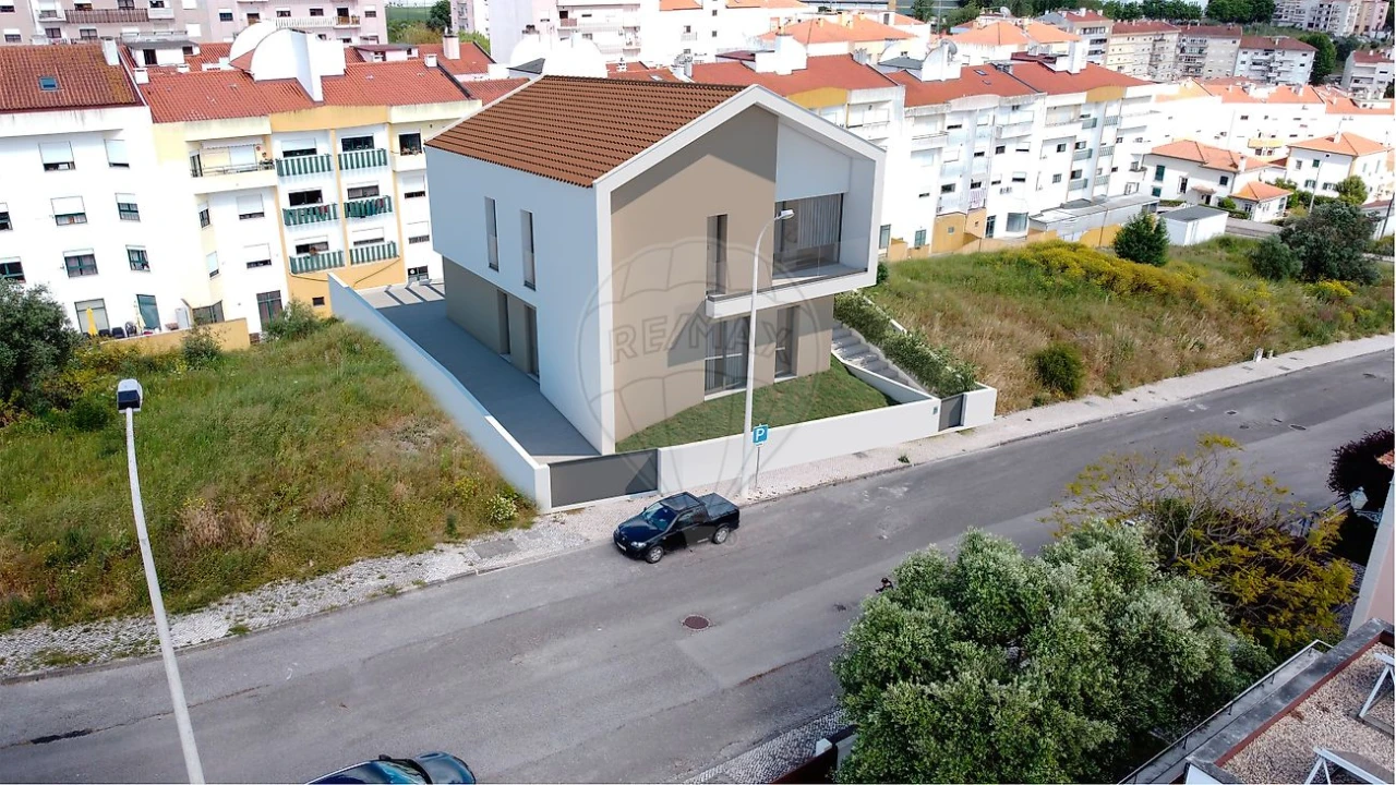 Moradia T5 para Venda em Torres Novas (São Pedro), Lapas e Ribeira Branca Foto 6