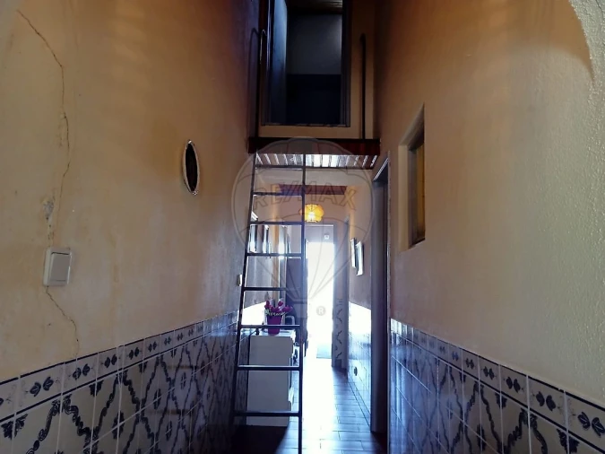 Moradia T2 para Venda em Valada Foto 12