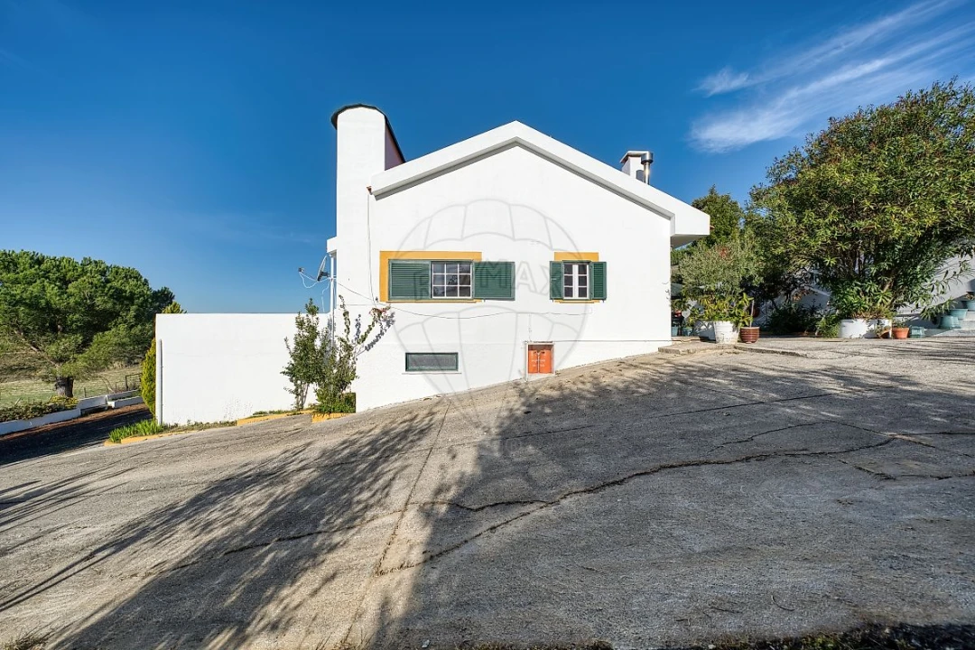 Moradia T3 para Venda em Azambuja Foto 15