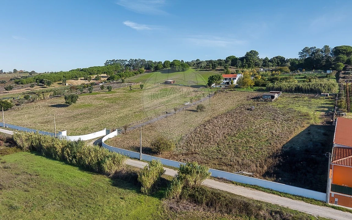 Moradia T3 para Venda em Azambuja Foto 12