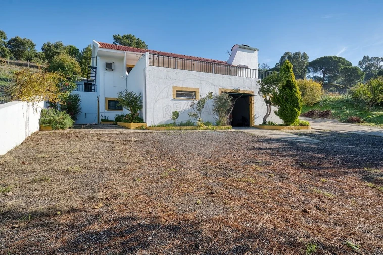 Moradia T3 para Venda em Azambuja Foto 16