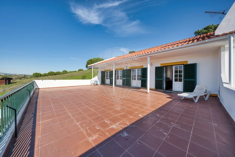 Moradia T3 para Venda em Azambuja Foto 23