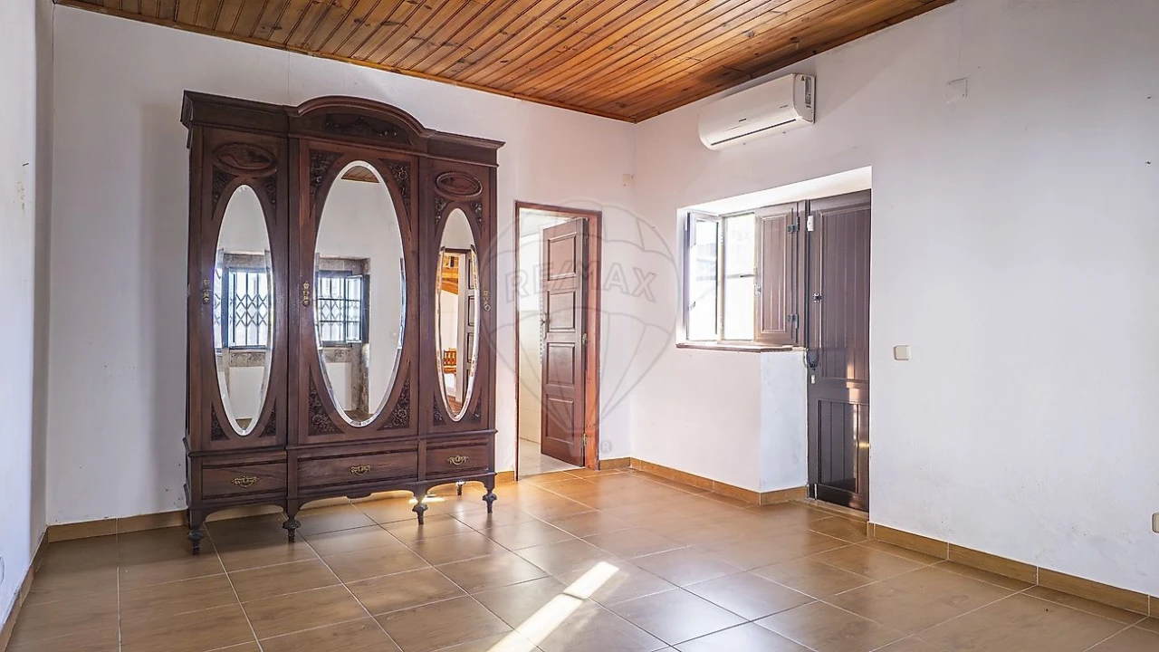 Moradia T3 para Venda em Abitureiras Foto 3