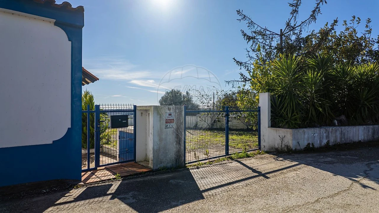 Moradia T3 para Venda em Abitureiras Foto 37