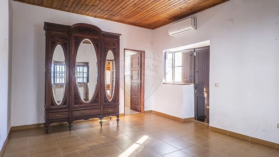 Moradia T3 para Venda em Abitureiras Foto 4