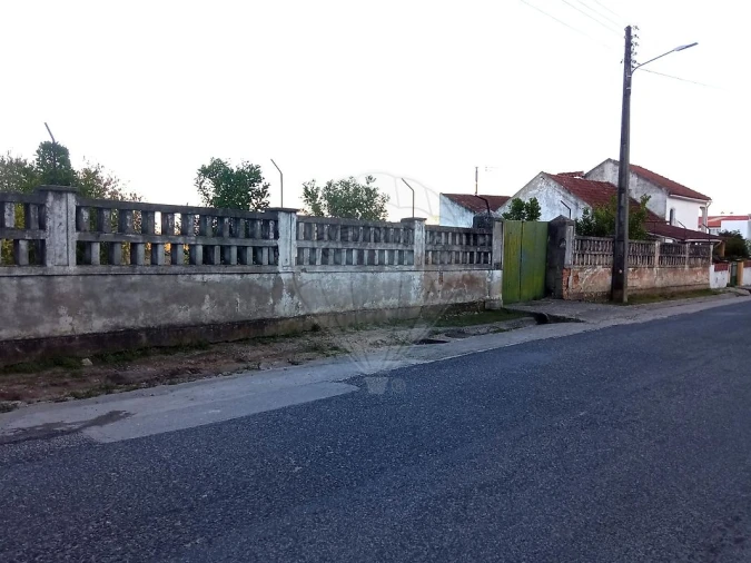 Terreno para Venda em Vale de Santarem Foto 1