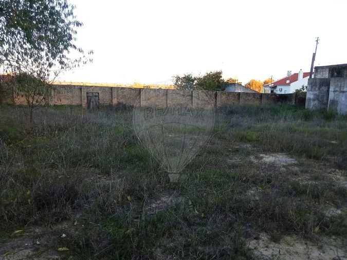 Terreno para Venda em Vale de Santarem Foto 3