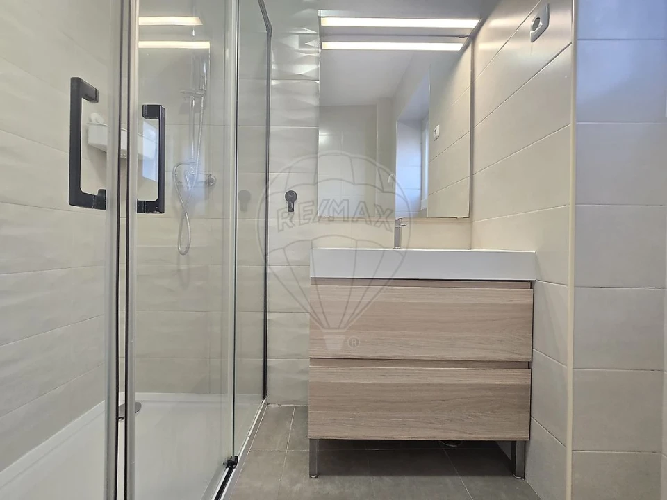 Apartamento T3 para Venda em Mina de Água Foto 7
