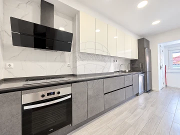 Apartamento T3 para Venda em Mina de Água