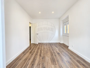 Apartamento T3 para Venda em Mina de Água