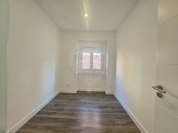 Apartamento T3 para Venda em Mina de Água