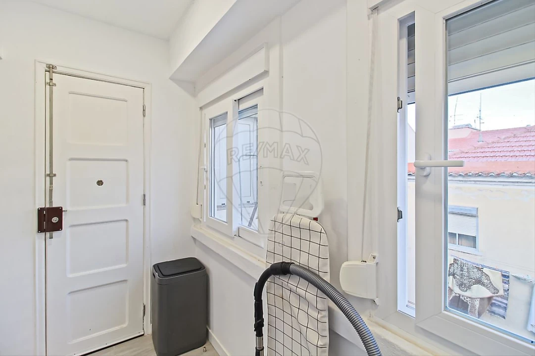 Apartamento T3 para Venda em Mina de Água Foto 3