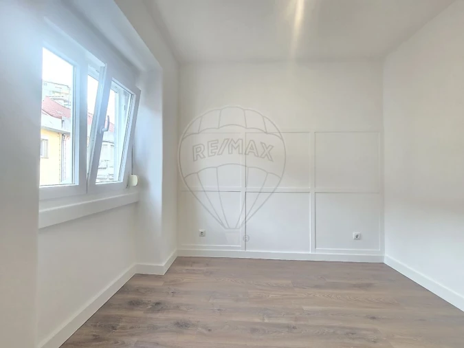 Apartamento T3 para Venda em Mina de Água Foto 13