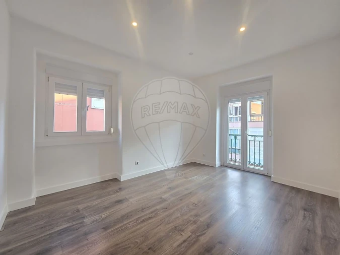 Apartamento T3 para Venda em Mina de Água Foto 12