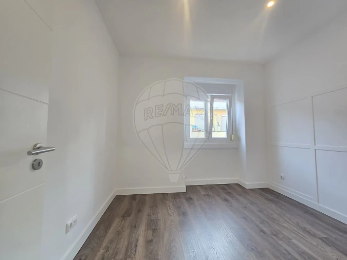 Apartamento T3 para Venda em Mina de Água Foto 16