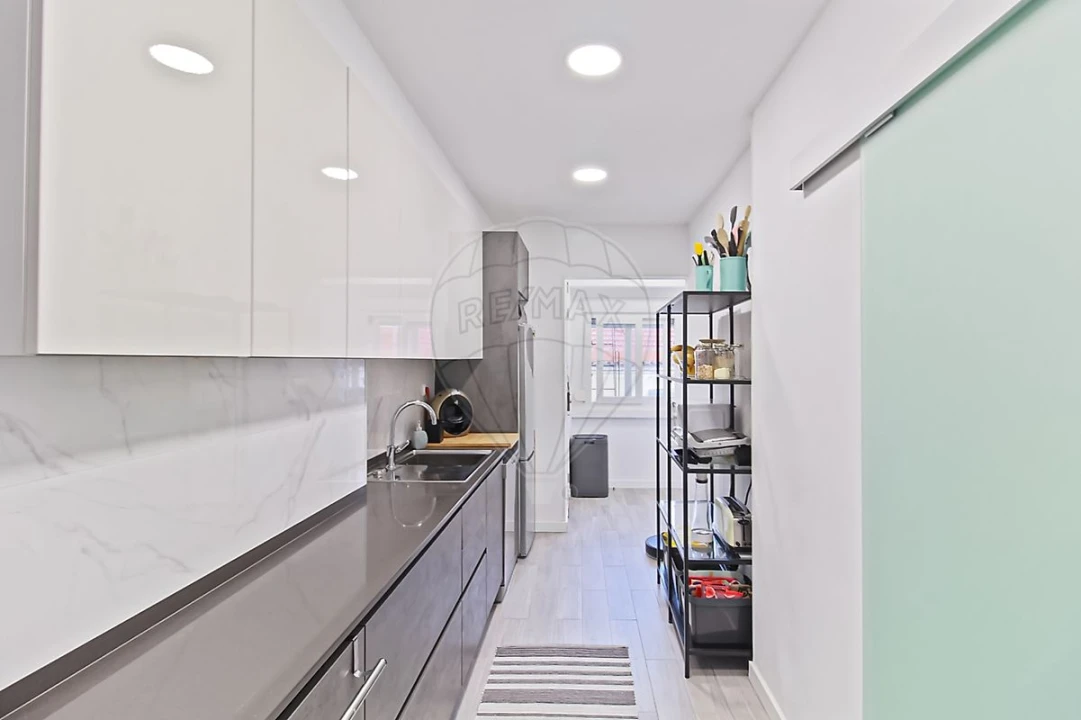 Apartamento T3 para Venda em Mina de Água Foto 1