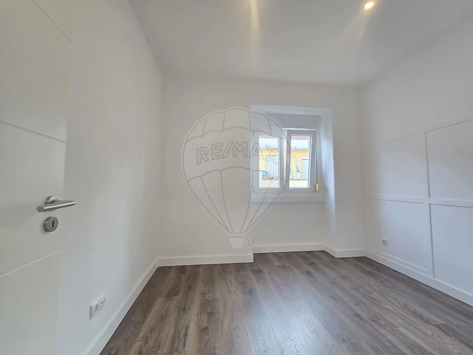 Apartamento T3 para Venda em Mina de Água Foto 16