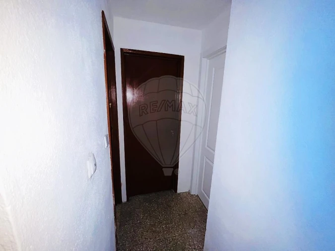 Prédio para Venda em Encosta do Sol Foto 8