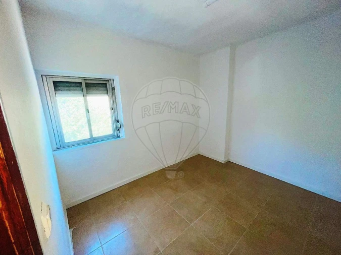 Prédio para Venda em Encosta do Sol Foto 10