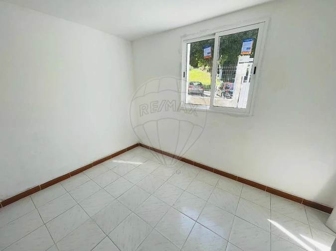 Prédio para Venda em Encosta do Sol Foto 12