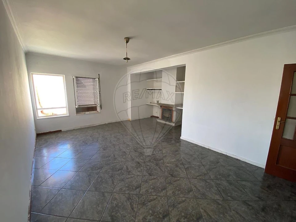 Apartamento T3 para Venda em Currelos, Papízios e Sobral Foto 23