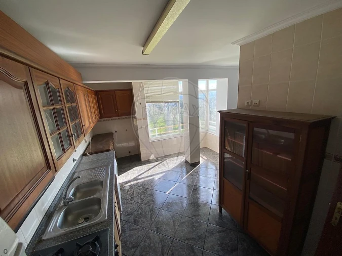 Apartamento T3 para Venda em Currelos, Papízios e Sobral Foto 9
