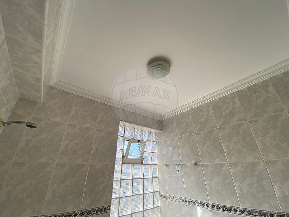 Apartamento T3 para Venda em Currelos, Papízios e Sobral Foto 16