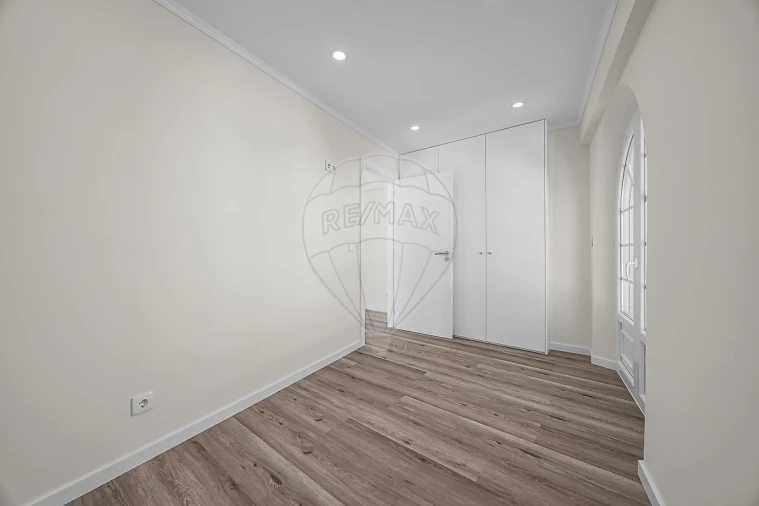 Apartamento T2 para Venda em Silveira Foto 16