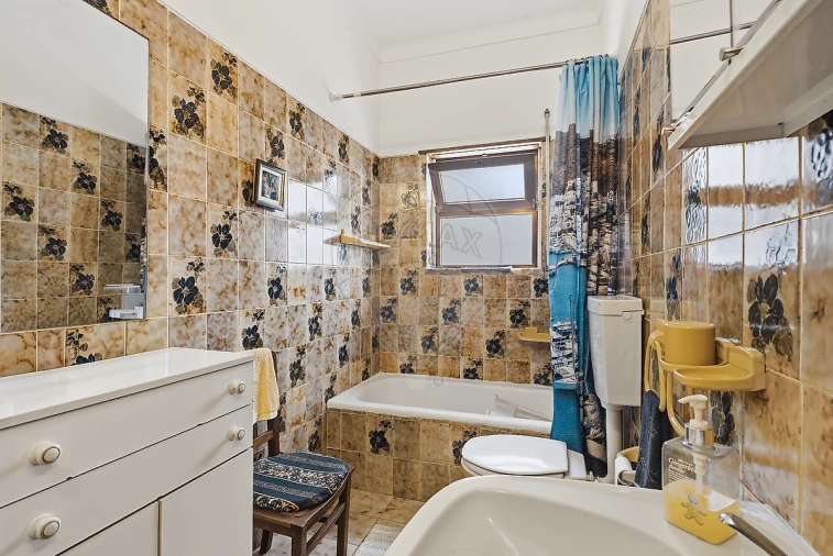 Moradia T3 para Venda em Silveira Foto 13