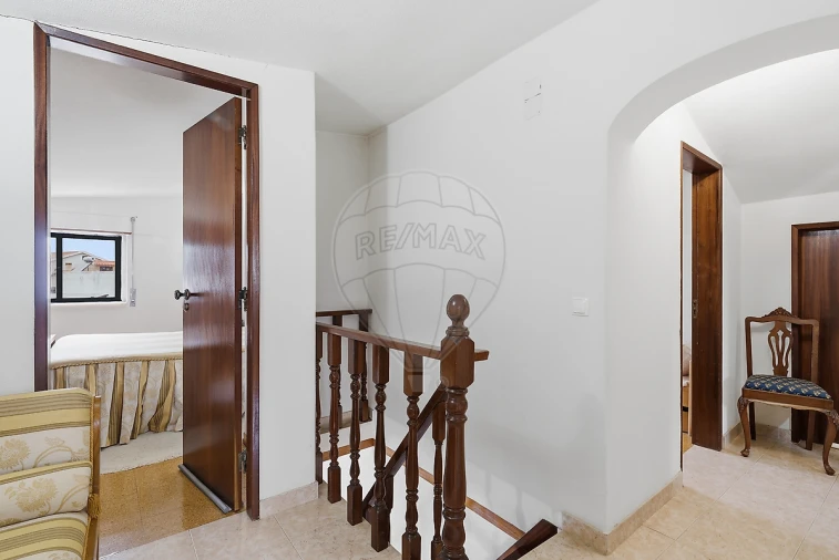 Moradia T3 para Venda em Silveira Foto 7