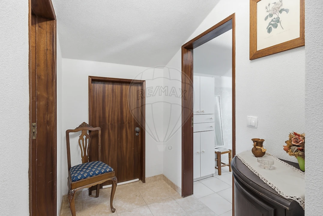 Moradia T3 para Venda em Silveira Foto 11