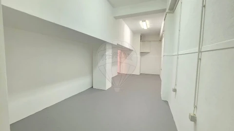 Loja para Venda em Alvalade