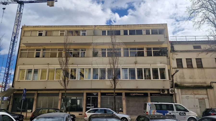 Loja para Venda em Alvalade Foto 15