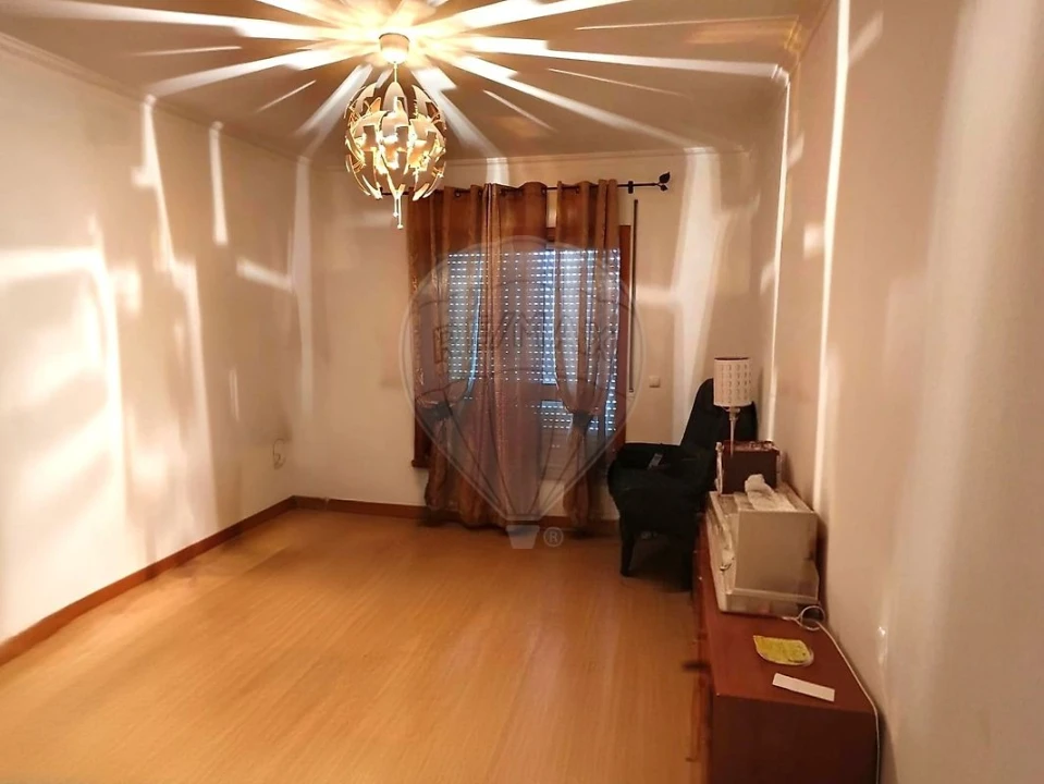 Apartamento T3 para Venda em Fajões Foto 3