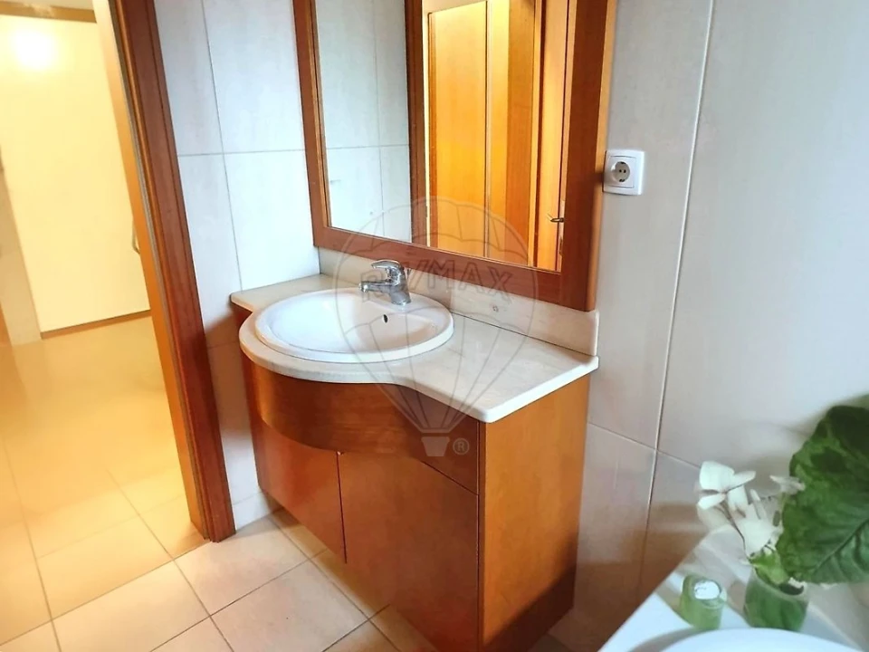 Apartamento T3 para Venda em Fajões Foto 10