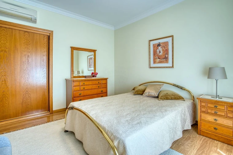 Moradia T5 para Venda em Póvoa de Santa Iria e Forte da Casa Foto 40