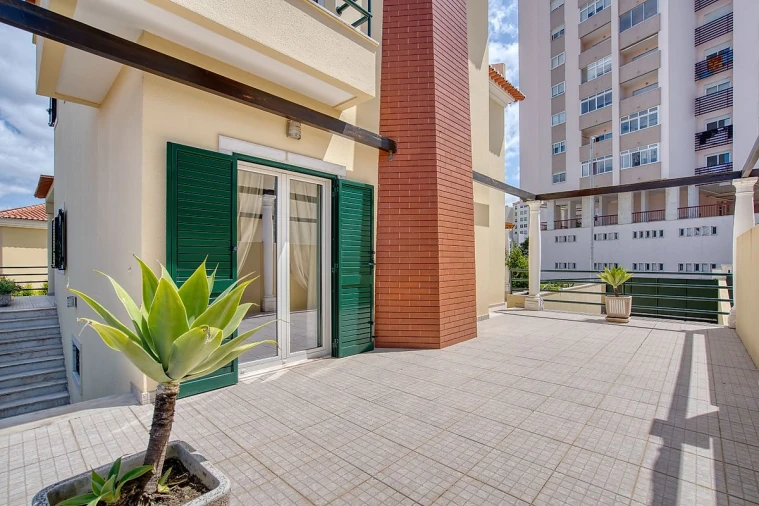 Moradia T5 para Venda em Póvoa de Santa Iria e Forte da Casa Foto 17