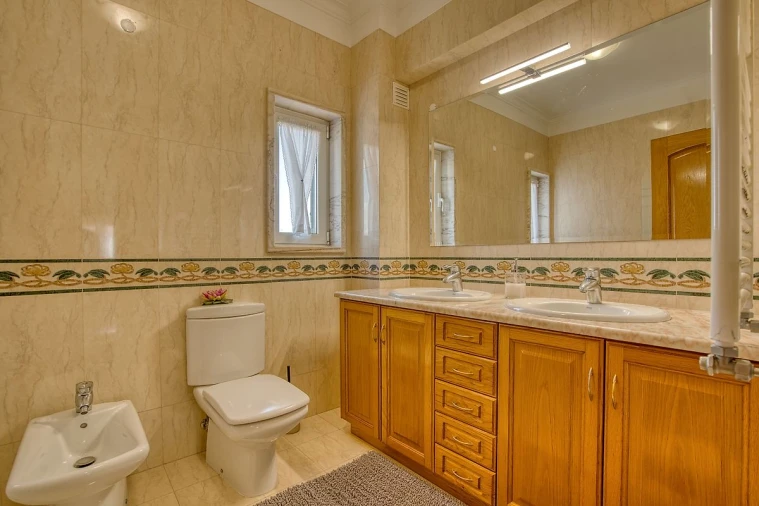 Moradia T5 para Venda em Póvoa de Santa Iria e Forte da Casa Foto 29