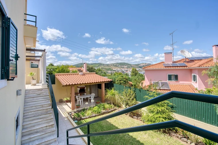 Moradia T5 para Venda em Póvoa de Santa Iria e Forte da Casa Foto 22