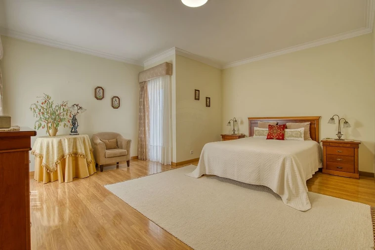 Moradia T5 para Venda em Póvoa de Santa Iria e Forte da Casa Foto 32