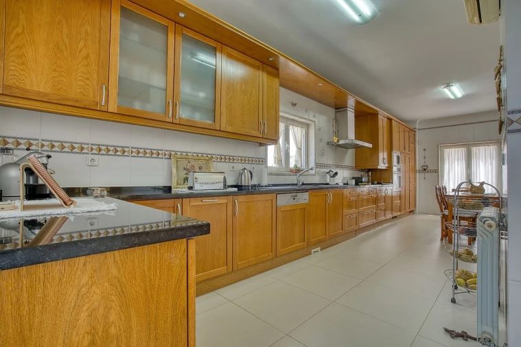 Moradia T5 para Venda em Póvoa de Santa Iria e Forte da Casa Foto 4