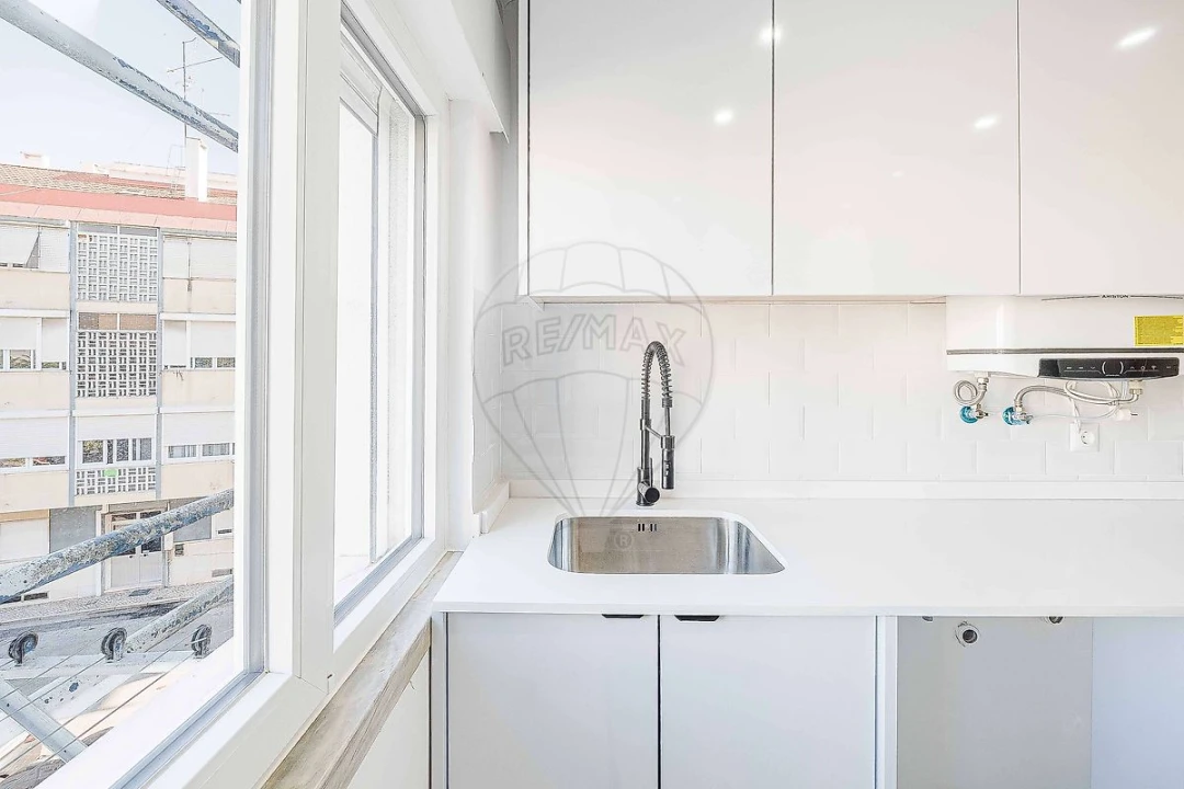 Apartamento T3 para Venda em Póvoa de Santo Adrião e Olival Basto Foto 14