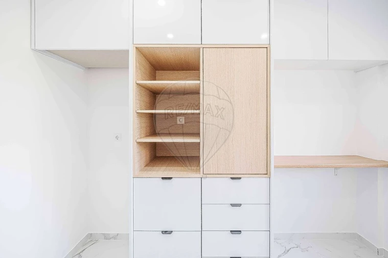 Apartamento T3 para Venda em Póvoa de Santo Adrião e Olival Basto Foto 17